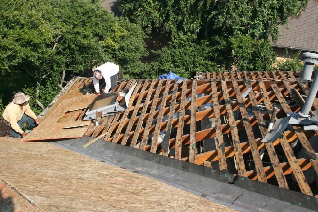 Roofing Installation contractor